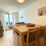Golf 2 By Coral Apartment
